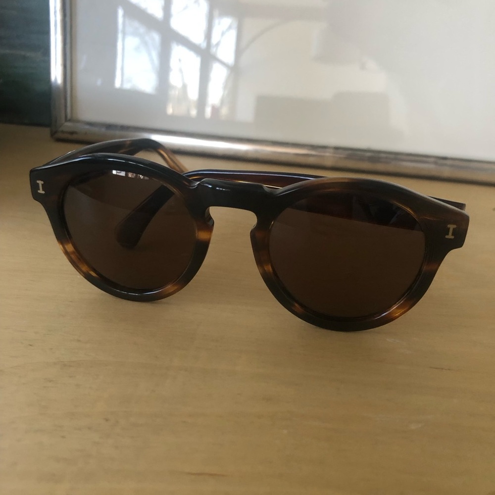 Illestiva Leonard Sunglasses
